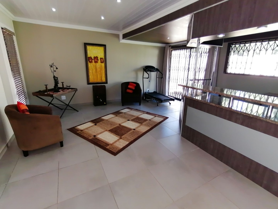 3 Bedroom Property for Sale in Langenhovenpark Free State